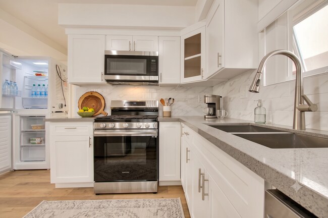 Photo - 11732 Hamlin St Unit #11722