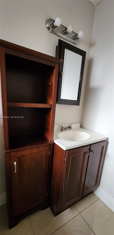 Photo - 1818 SW 22nd St Unidad 2