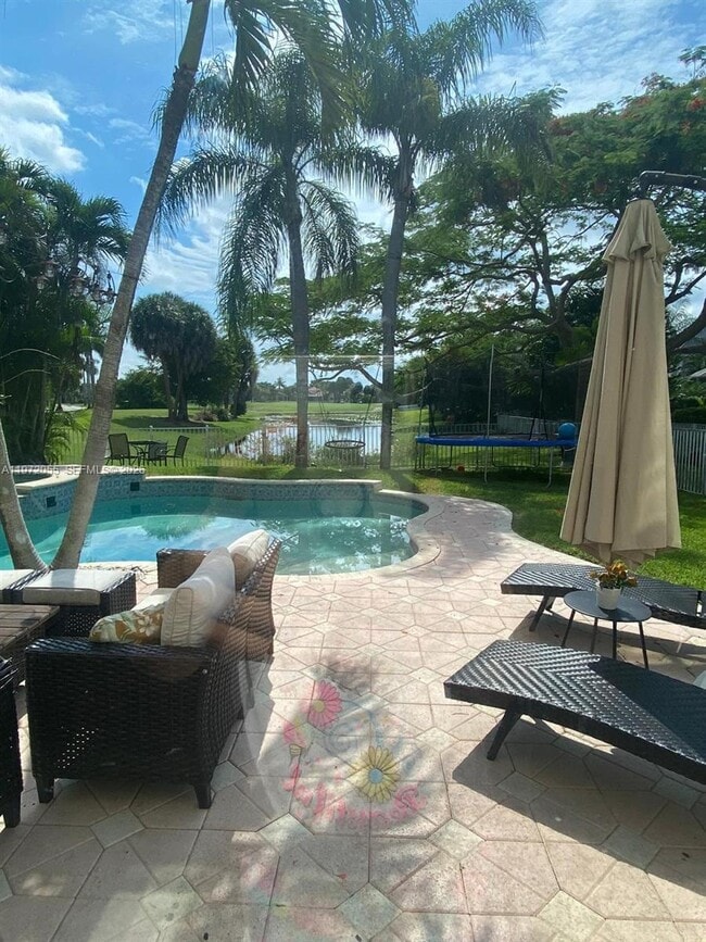 Photo - 1607 SW 157th Ave