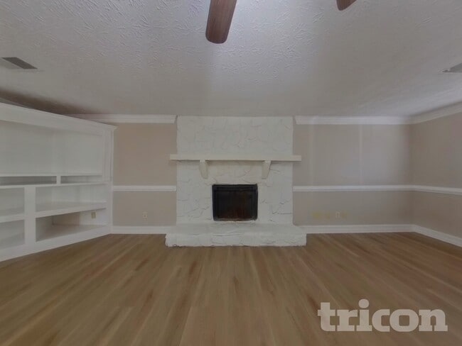 Photo - 20 Summerfield Ct