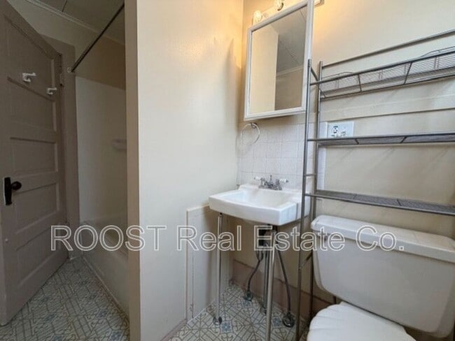 Photo - 22 Willis Ave