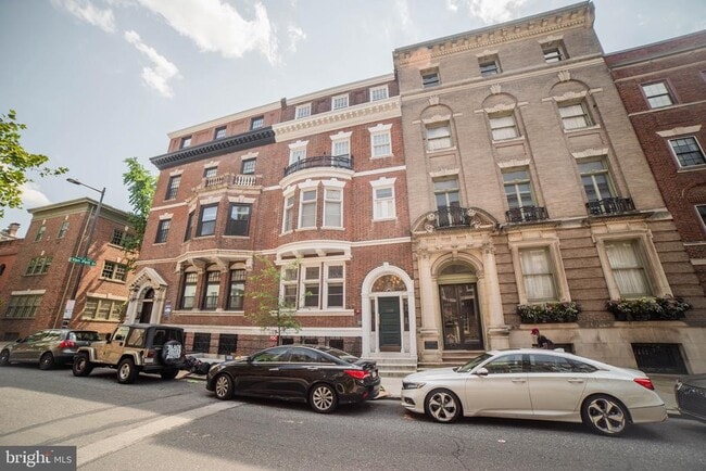 Photo - 2126 Locust St Townhome