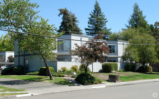 Photo - Matanzas Garden Apartments