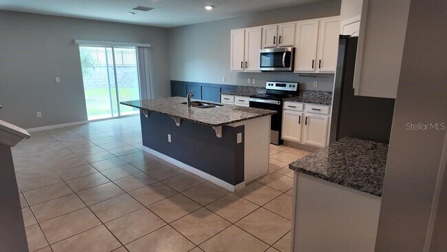 11237 Amber Ridge Dr