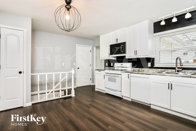 Photo - 1366 Brandywine Ln