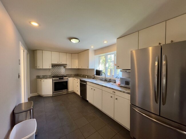 Photo - Charming 4 Bedroom/3.5 Bathroom Detached Home in Homeland, MD!