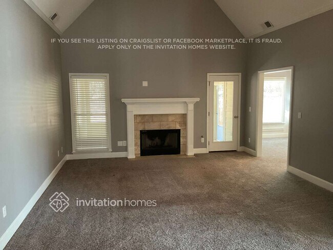 Photo - 1085 Chippewa Oak Dr NE