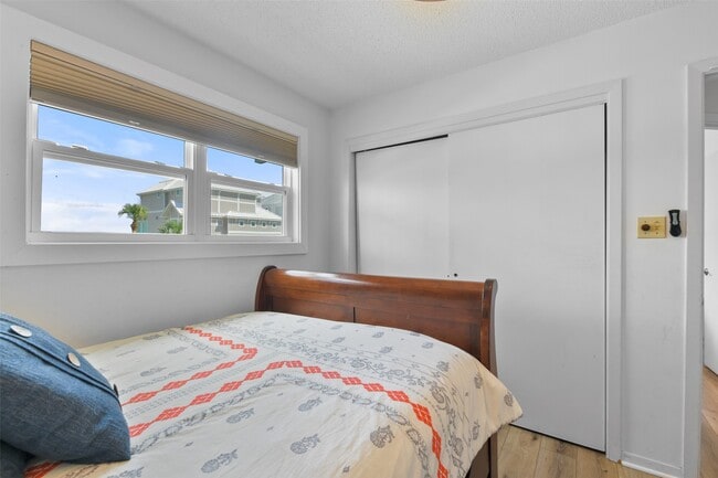 Photo - 22101 Guadalupe Dr