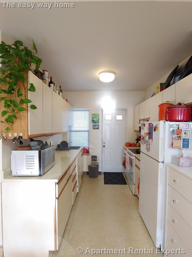 Photo - 43 Ivaloo St Unit #3