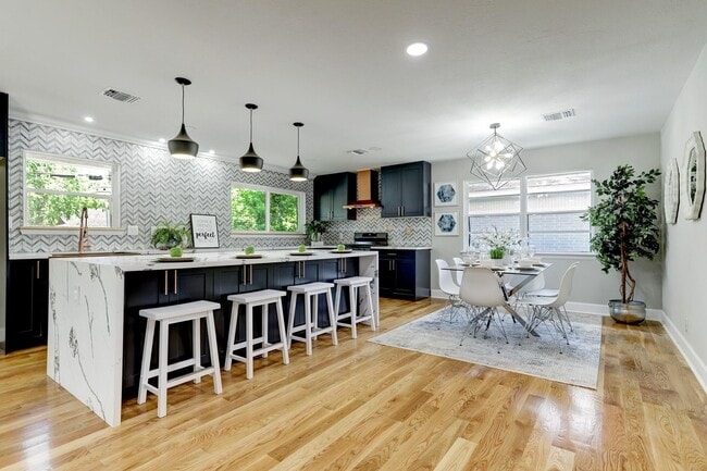 Photo - 11221 Elbeck Dr