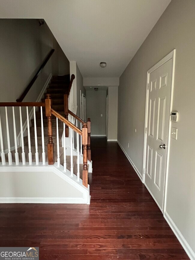 Photo - 3600 Utoy Dr SW