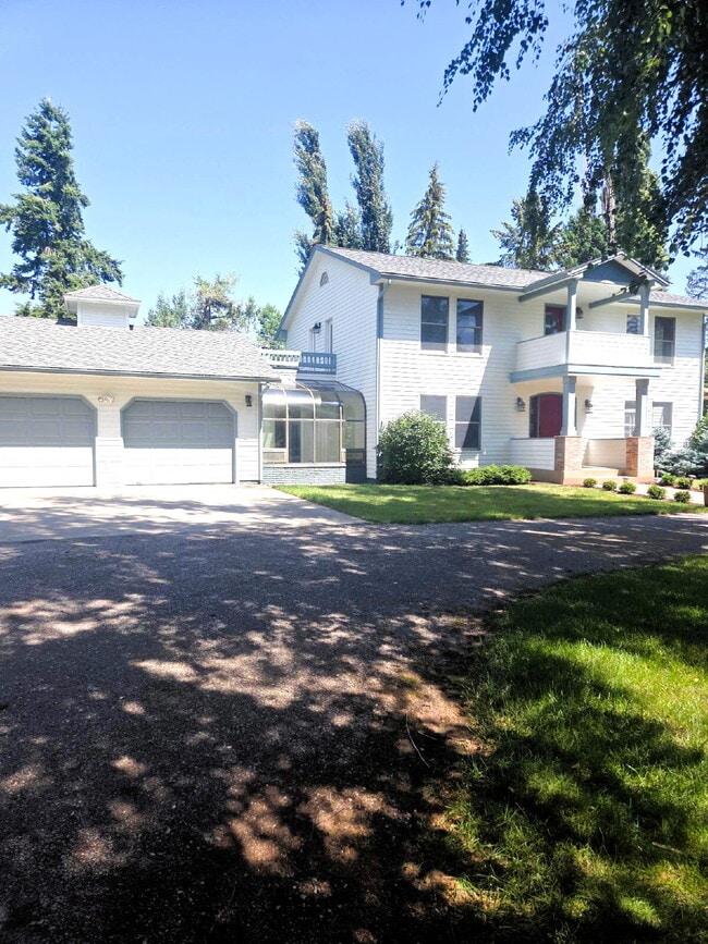 Photo - Spacious home in country setting, yet clos...