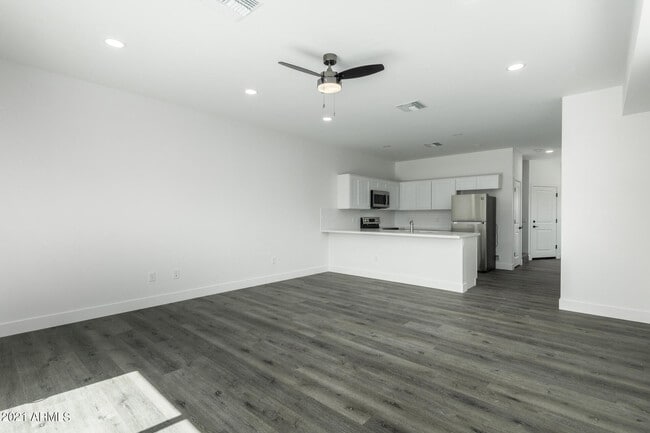 917 S 5th Ave