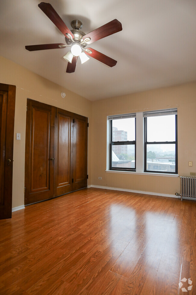 Building Photo - 6233 N Winthrop Ave Unit #216 Rental