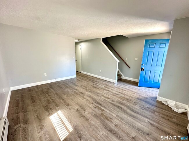 Photo - 49 Whitworth St