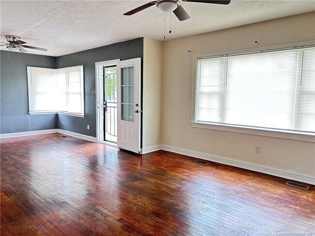 Photo - 5200 Cypress Rd