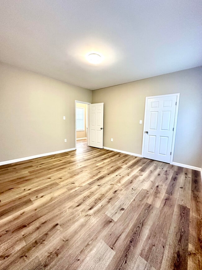 Photo - 381 Jefferson St