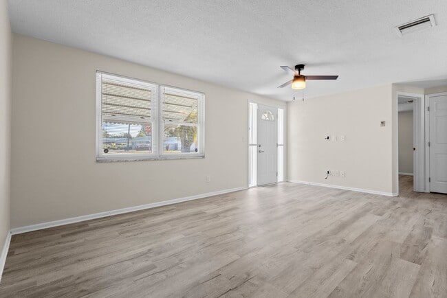 Photo - 2509 Sweetwood Dr