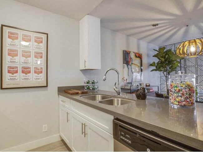 Photo - Duet on Wilcox