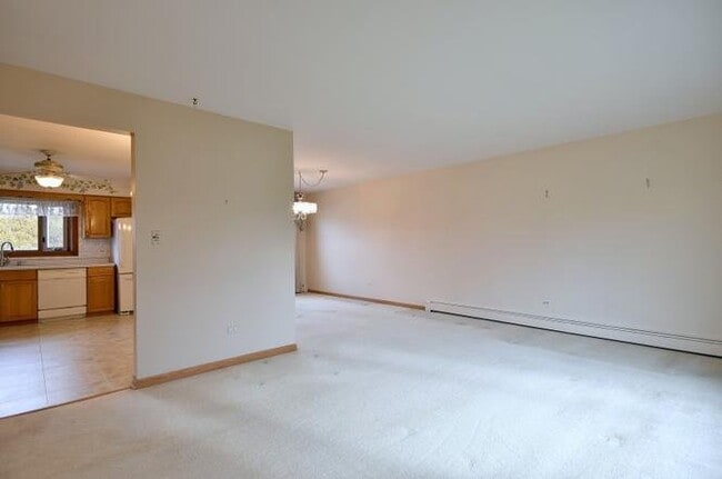 Photo - 5528 W 103rd St