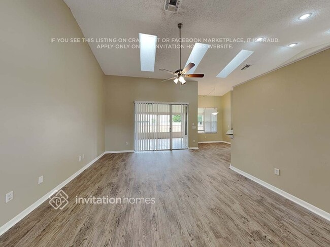 Photo - 12540 Pica St