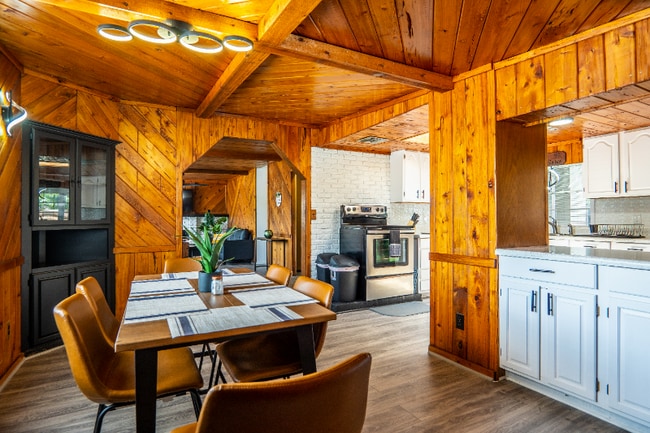 Photo - 1118 Overdale St