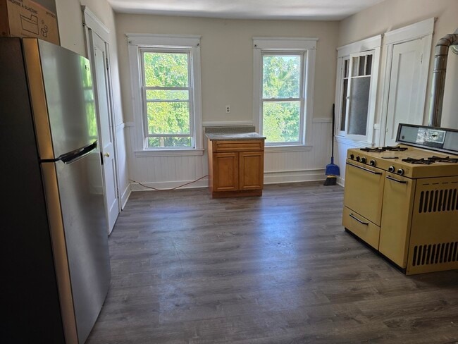 Photo - 14 Douglas Ct Unit 3rd FL