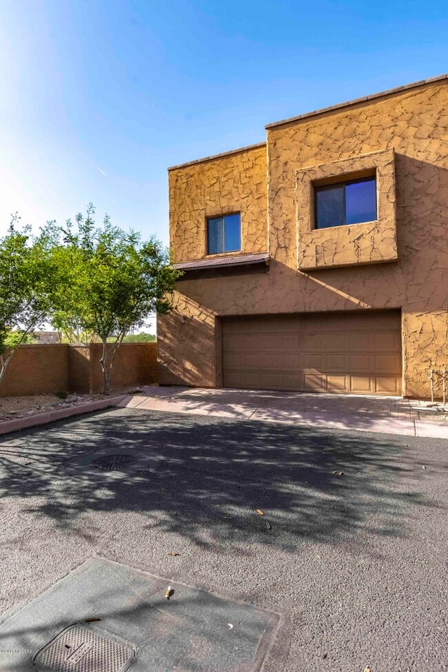 Photo - 4128 N Thurston Ln