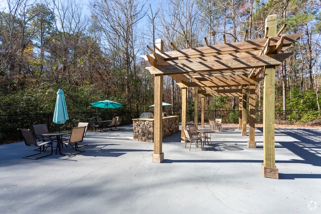 Wildwood Apartments
