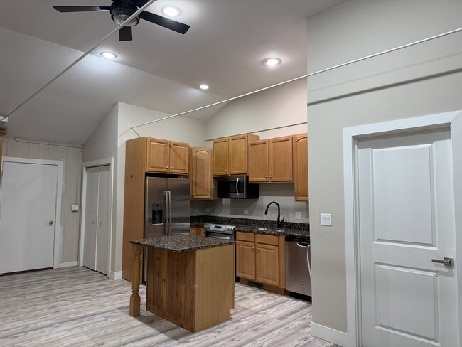 Photo - 3245 Westview Dr Unit 1