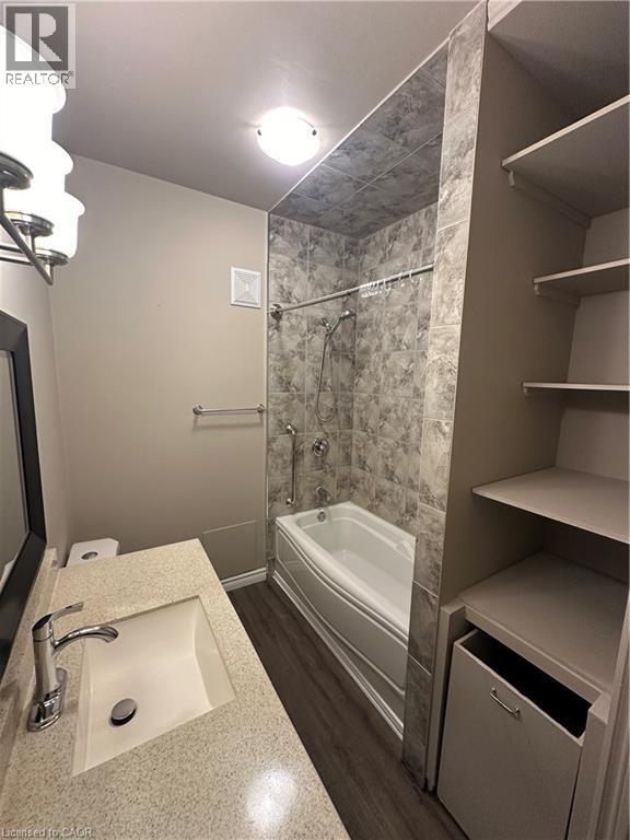 Photo - 50 Wellington St Unit 3