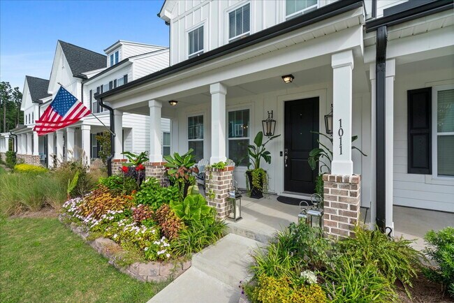 Photo - 1011 Swamp Harrier Ave