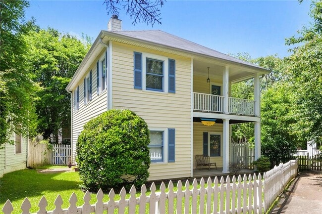 Photo - 310 Glenwood Ave SE