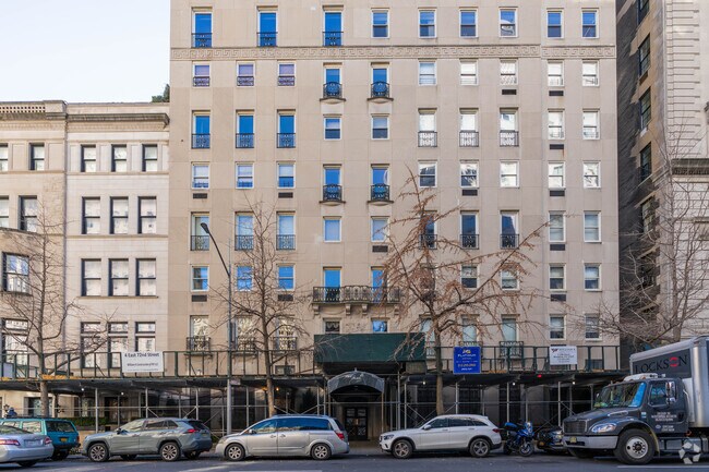 Photo - 4 E 72nd St