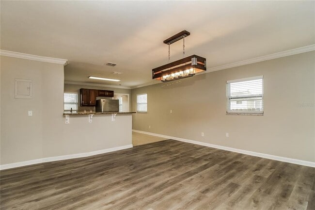 Photo - 701 Palm Springs Dr