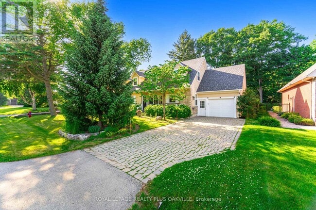 Photo - 43 Ravina Crescent