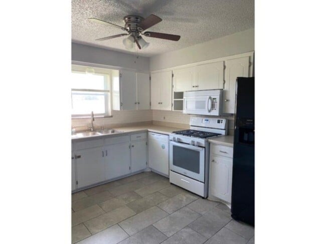 Photo - 431 NW 53rd St