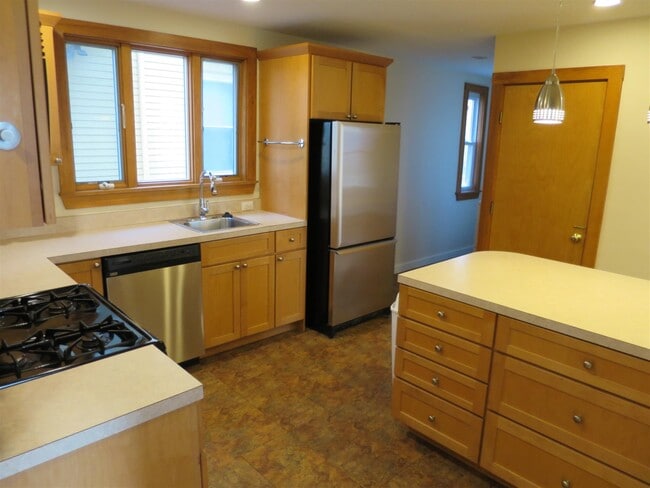 Photo - 7 Rogers Ave Unidad #1