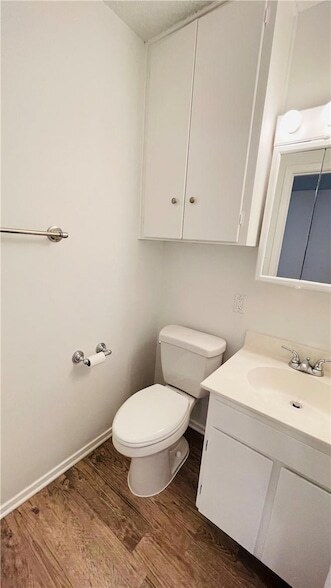Photo - 3517 Westchester Ave Unidad 101