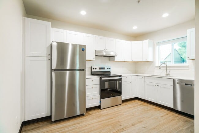 Photo - Stunning New Construction 1 Bedroom Cottages Unidad 2164