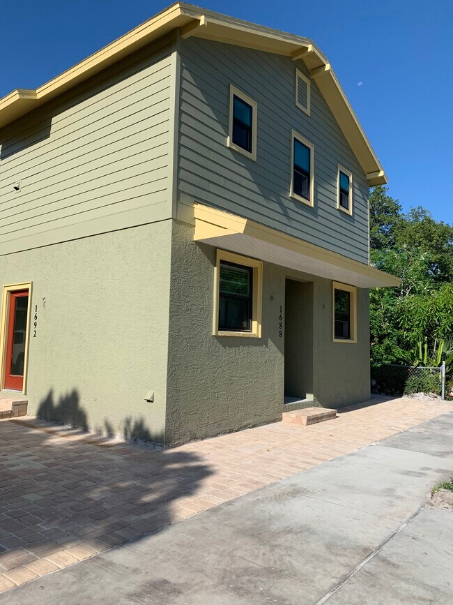 Photo - 1692 4th St Apartments Unit 1692 4th St