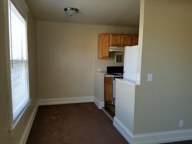 4218 Harrison