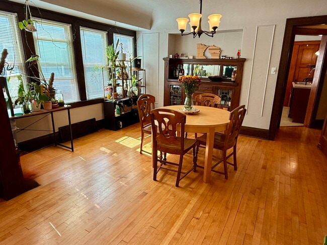 Photo - 541 N 62nd St Unit Lower