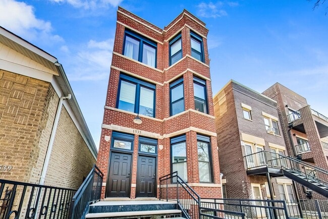 Photo - 1535 N Maplewood Ave Apartamento Unidad 2