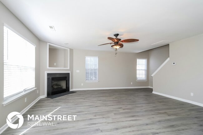 Photo - 977 Peachtree Meadows Cir