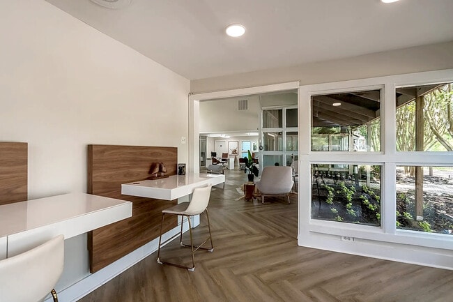 Photo - Edge at Lakeview