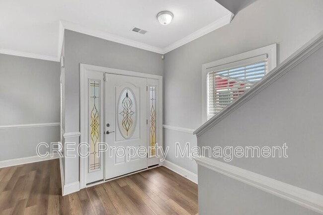 Photo - 2703 E Surrey Dr