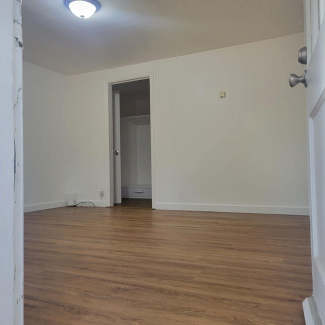 Photo - 4270 NE Hwy 20