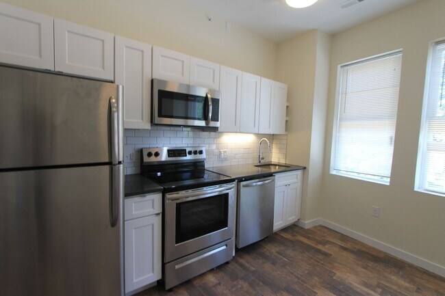 Photo - 7110 Germantown Ave Unit 2F