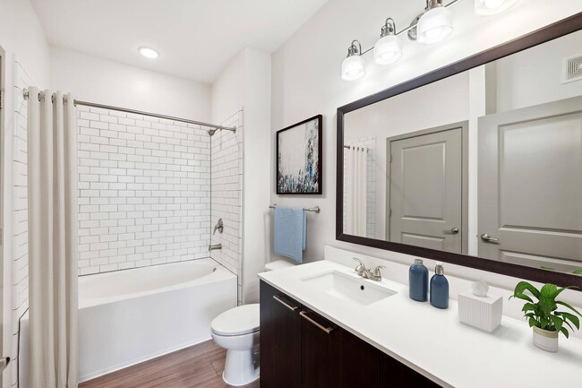 Bathroom - Glenwood at Grant Park